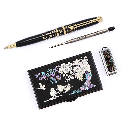 �ƹ����� ����+���ʽ�+��ȭ���� �������̽�+�ѱ��ڰ�USB 4����Ʈ